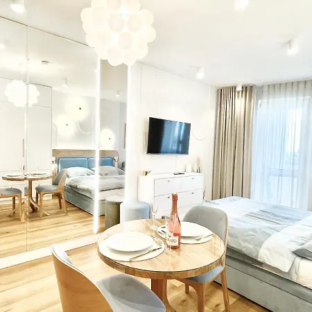Ocean Dream Z Balkonem Parking Gratis Appartamento *
